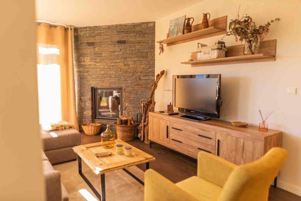 Precioso Apartamento Con Jardin Privado A 4 Km De Puigcerda Enveitg Exterior photo
